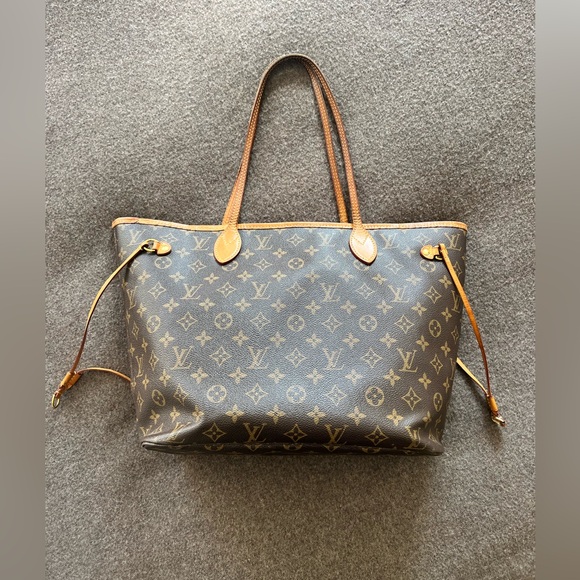 Louis Vuitton Articles De Voyage Neverfull Tote - Picture 9 of 10